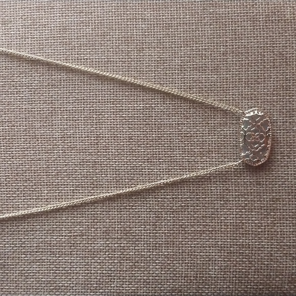 Kendra Scott Necklace - Picture 3 of 6